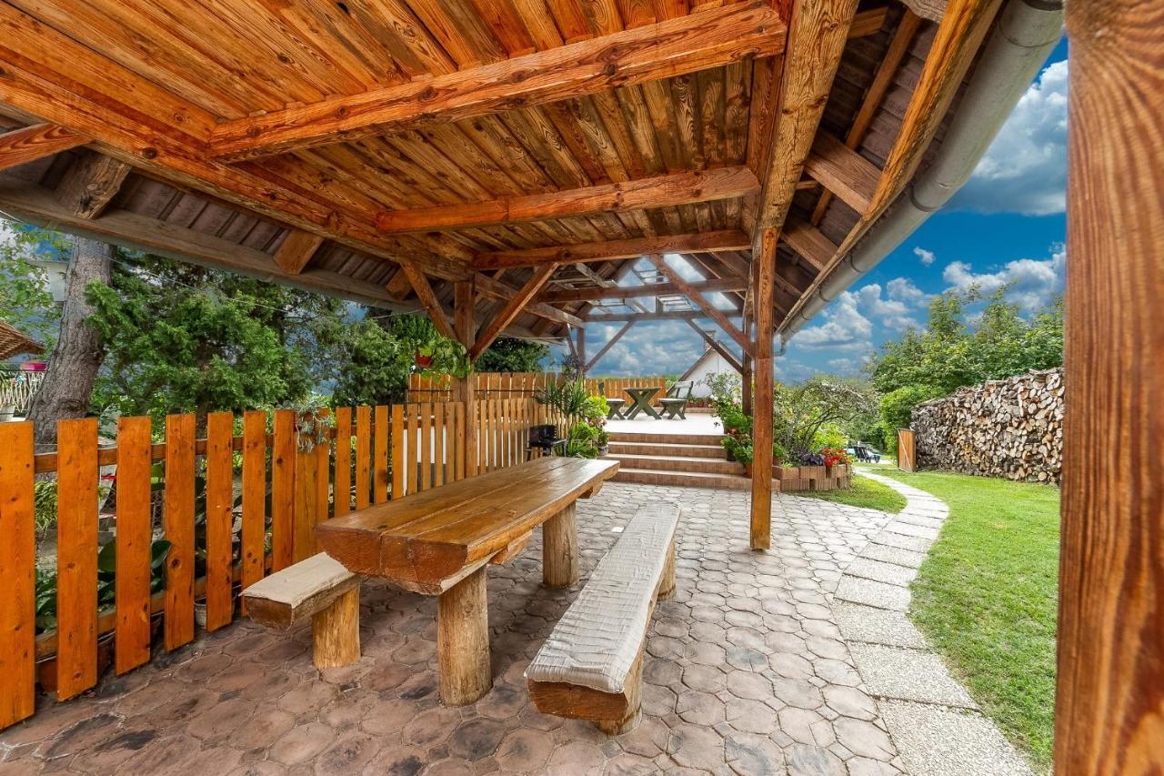 Schmidt Nyaralo Fonyod Villa Buitenkant foto
